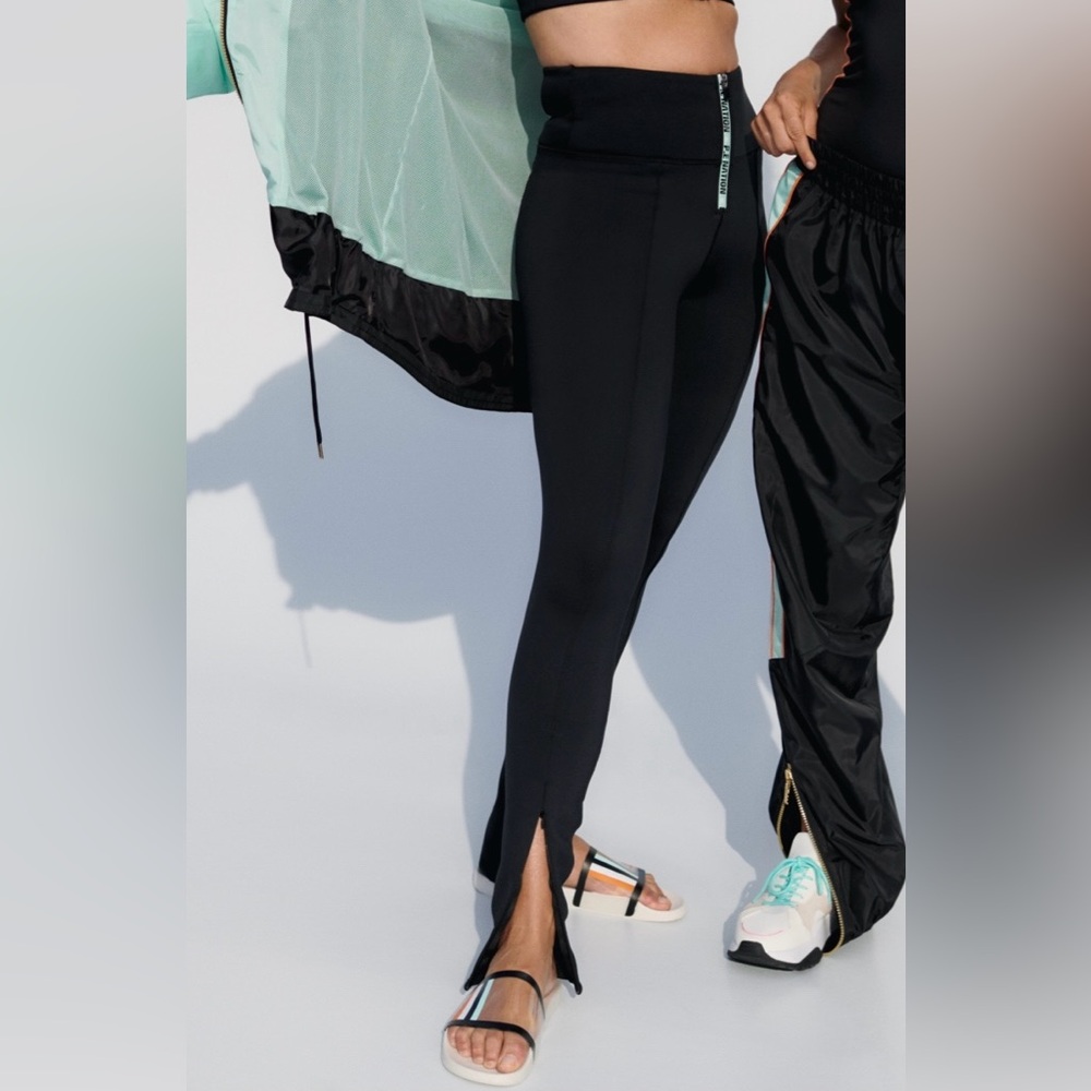NWT P.E Nation x H&M Scuba Leggings